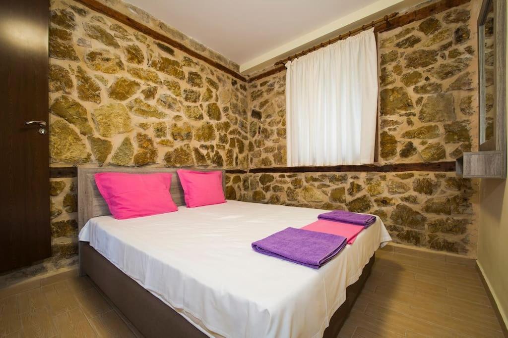 Petrini Spiti Villa Пиргадикия Екстериор снимка