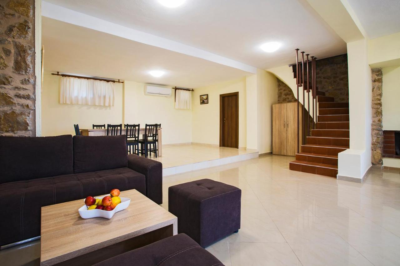 Petrini Spiti Villa Пиргадикия Екстериор снимка