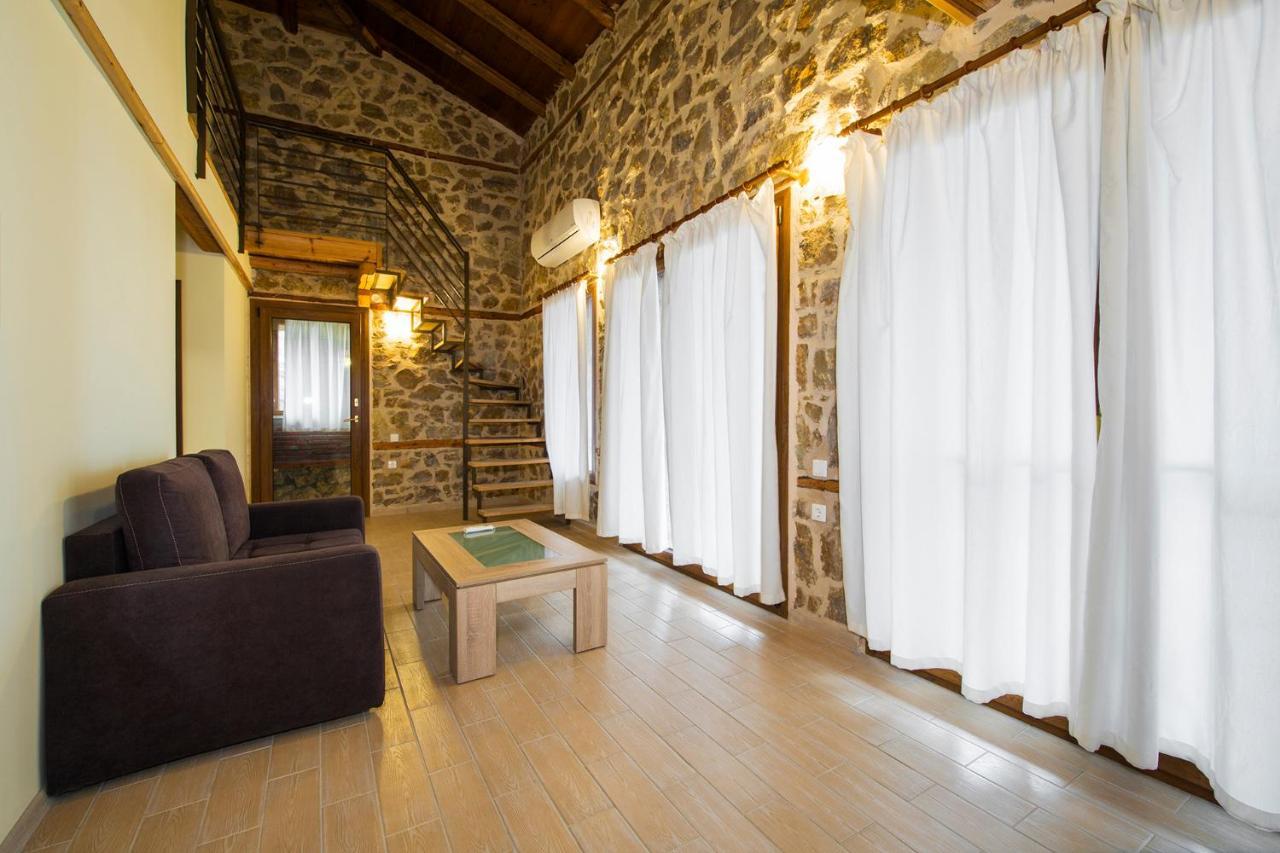 Petrini Spiti Villa Пиргадикия Екстериор снимка